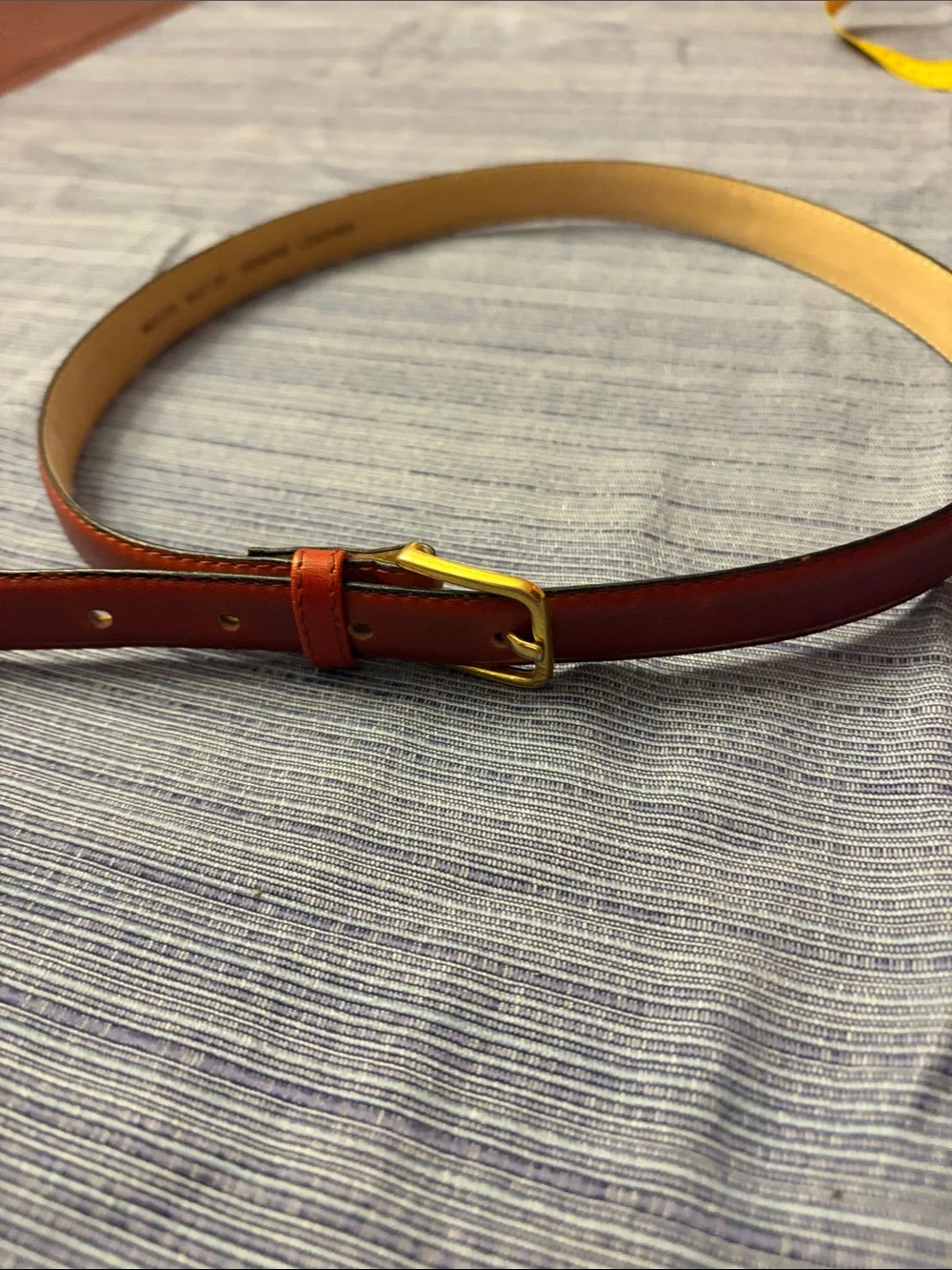 Women’s brown leather belt